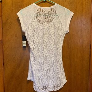 NWT Women’s size L white tee with lace back fits M